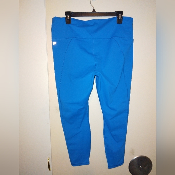 Powerhold by Fabletics leggings 1X - Picture 2 of 6